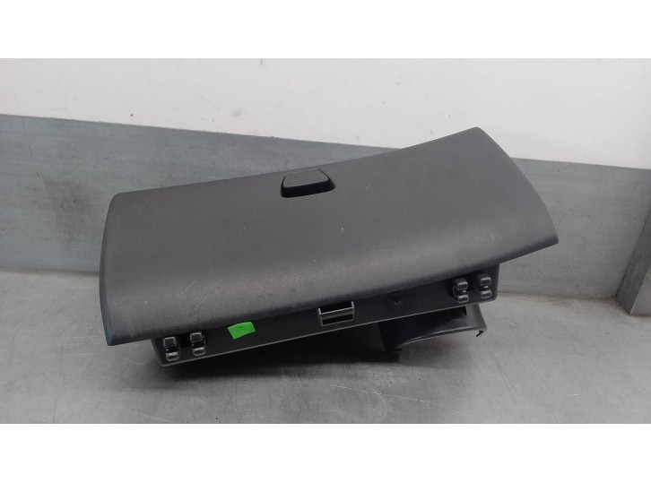 Recambio de guantera para citroën c1 1.0 vti referencia OEM IAM 555500H010 