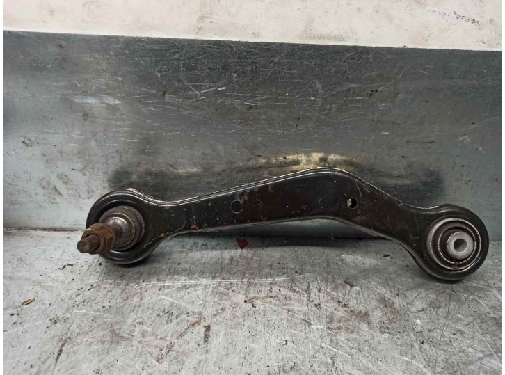 Recambio de brazo suspension superior trasero izquierdo para bmw serie 7 (e38) 730d automático referencia OEM IAM 33326770059  