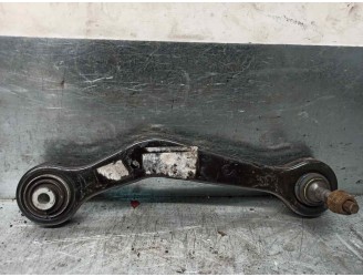 Recambio de brazo suspension superior trasero derecho para bmw serie 7 (e38) 730d automático referencia OEM IAM 33326770060  