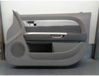 Recambio de guarnecido puerta delantera derecha para chrysler sebring berlina 2.0 crd cat referencia OEM IAM 1GH681DBAA  