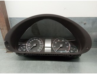Recambio de cuadro instrumentos para mercedes-benz clase c coupé (cl203) c 180 kompressor (203.746) referencia OEM IAM A20354045