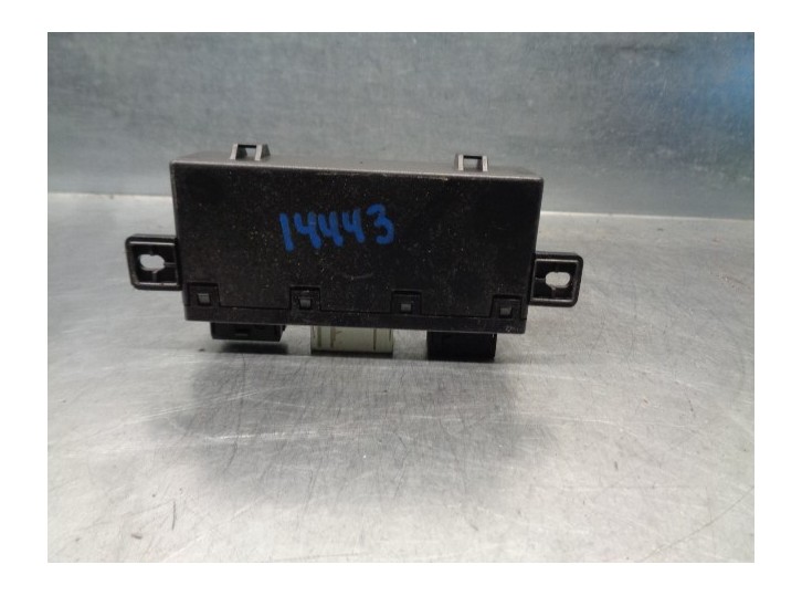 Recambio de modulo electronico para bmw serie 7 (e38) 730d automático referencia OEM IAM 61358378767 5DK00735814 