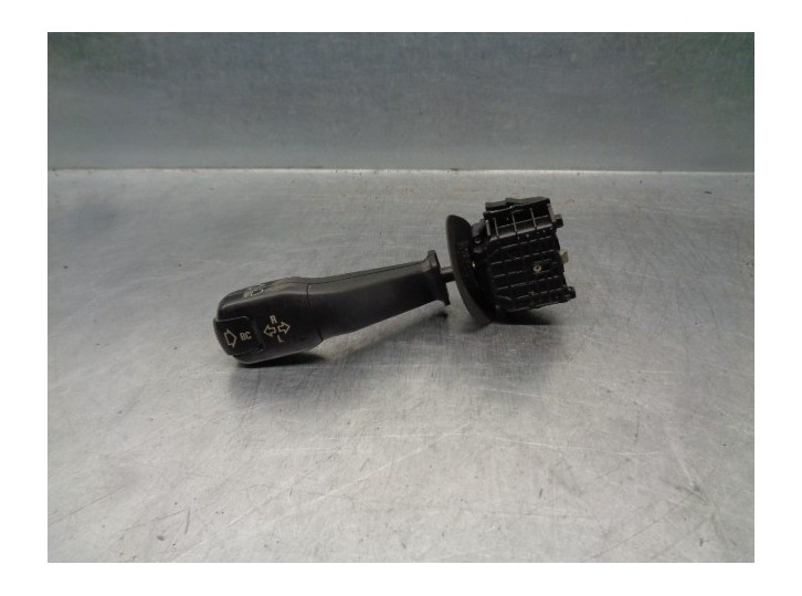 Recambio de mando luces para bmw serie 7 (e38) 730d automático referencia OEM IAM 8352172 