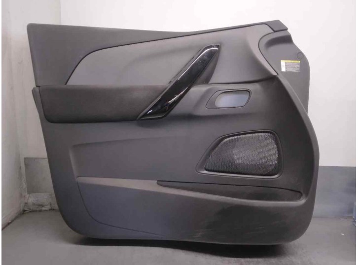 Replacement front left door trim panel for Citroën C4 Grand Picasso 1.2 12V e-THP OEM IAM reference 98125295YC 