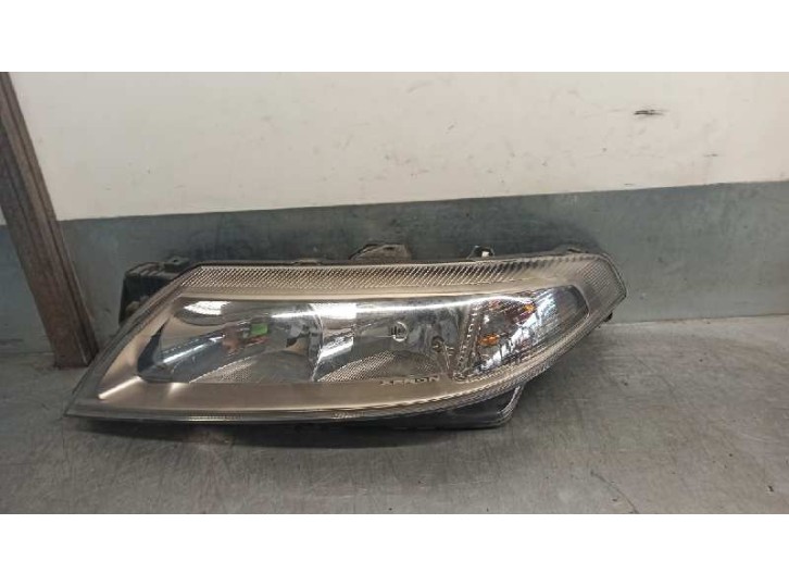 Recambio de faro izquierdo para renault laguna ii (bg0) 2.2 dci turbodiesel referencia OEM IAM 8200207519  