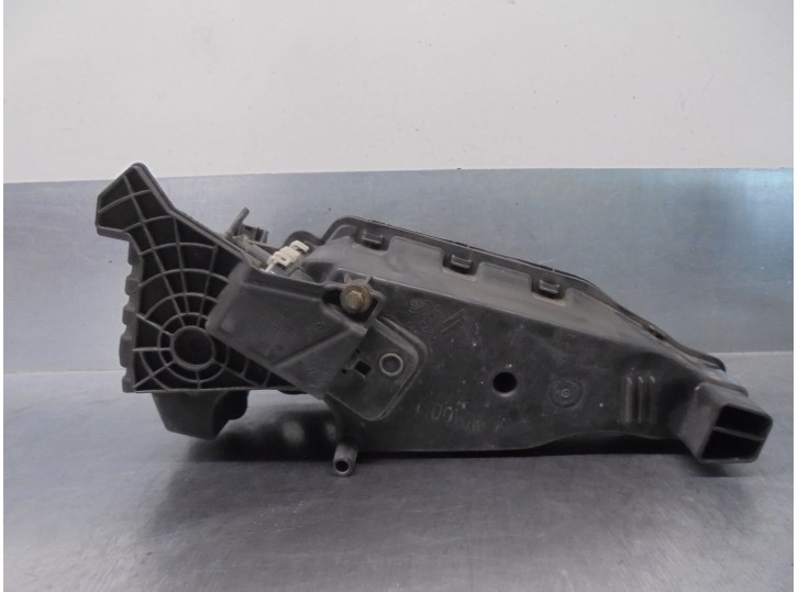 Recambio de deposito combustible para citroën c-elysée exclusive referencia OEM IAM 9815712580  