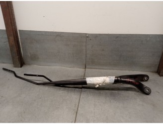 Recambio de brazo limpia delantero derecho para renault megane iv berlina 5p 1.5 dci diesel fap energy referencia OEM IAM 288810