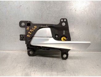 Recambio de maneta interior delantera izquierda para hyundai tucson (tl, tle) 1.6 crdi referencia OEM IAM 82610D7010VC 82610D701