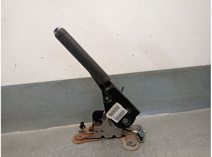 Replacement handbrake lever for Citroën C-Elysée (DD_) 1.2 VTi 82 OEM IAM reference 98032965ZD 98062965ZD 