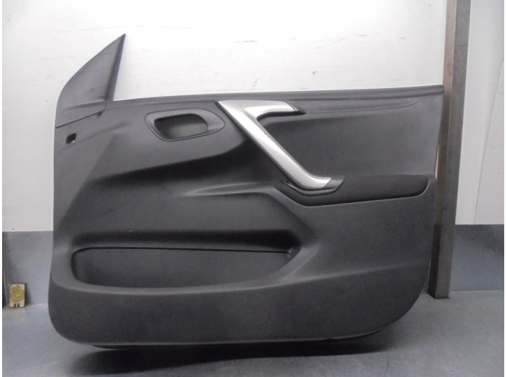 Replacement front right door trim panel for Citroën C-Elysée Exclusive OEM IAM reference 96783671ZD 9675291477 