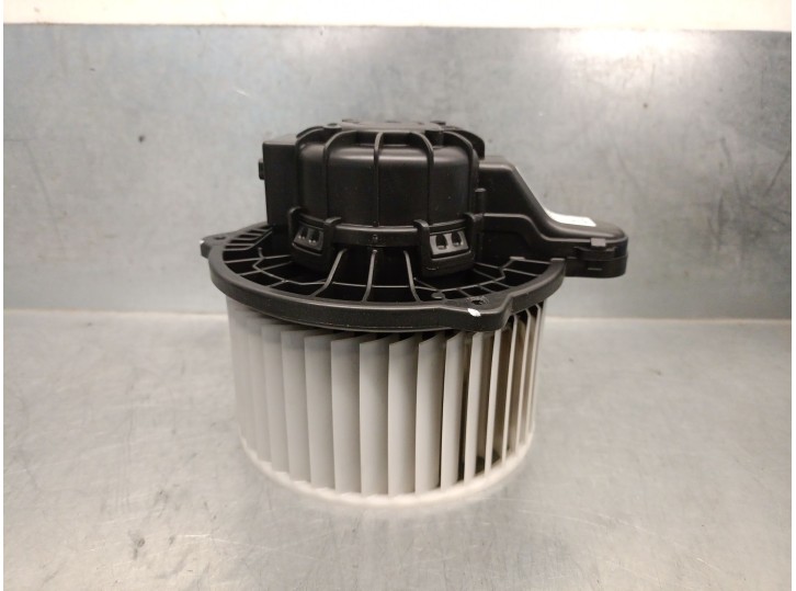 Recambio de motor calefaccion para hyundai tucson (tl, tle) 1.6 crdi referencia OEM IAM 97113D7000 97113D7000 