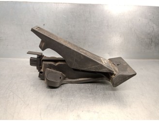 Recambio de potenciometro pedal para hyundai tucson (tl, tle) 1.6 crdi referencia OEM IAM 32700B1000 32700B1000 