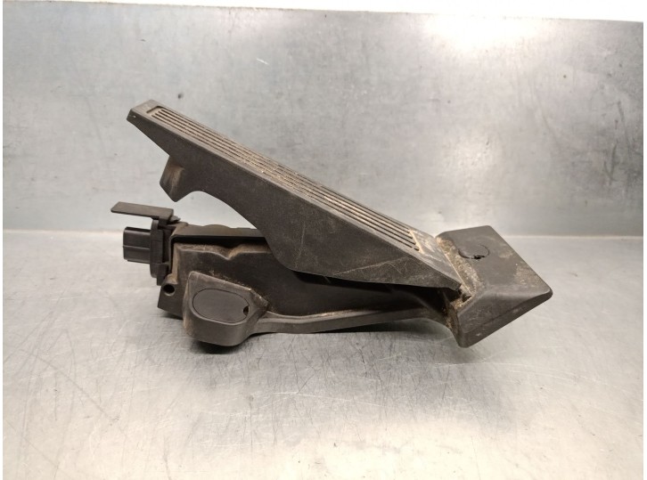 Recambio de potenciometro pedal para hyundai tucson (tl, tle) 1.6 crdi referencia OEM IAM 32700B1000 32700B1000 