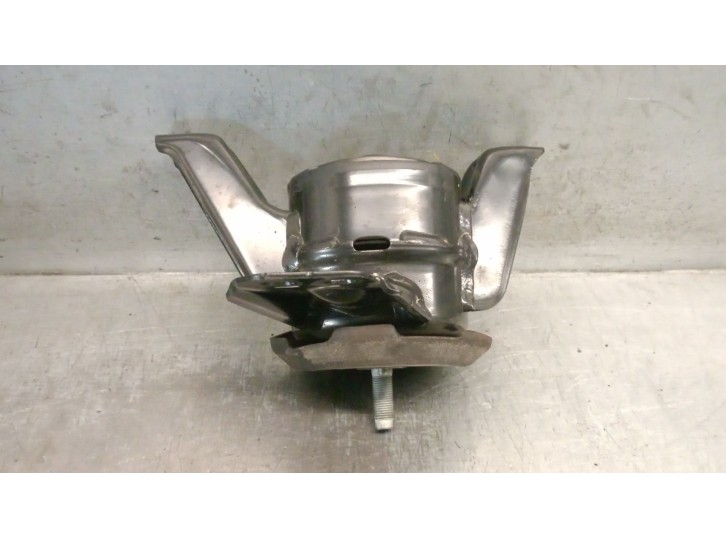 Replacement right engine mount for Hyundai Tucson (TL, TLE) 1.6 CRDi OEM IAM reference 21810D3200 21810D3200 