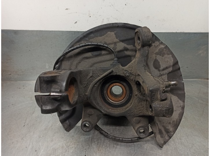Recambio de mangueta delantera izquierda para bmw x3 (e83) 3.0 turbodiesel cat referencia OEM IAM 31213450557 