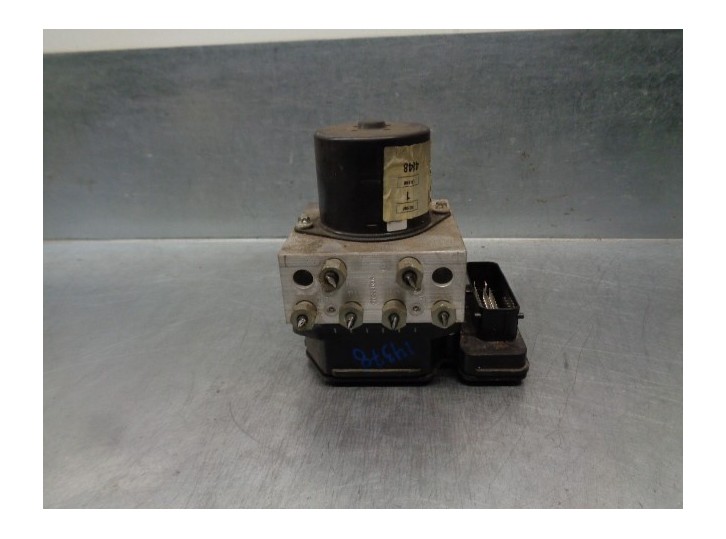 Recambio de abs para opel insignia berlina 2.0 cdti cat referencia OEM IAM 13332549 