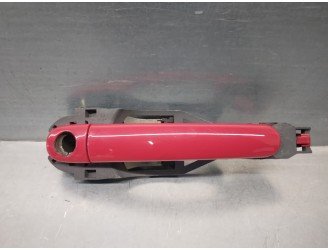 Replacement front left exterior door handle for Seat Cordoba sedan (6L2) 1.9 TDI OEM IAM reference 3B0837885 