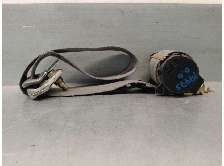 Replacement front right seat belt for Renault 19 (1989...) 1.7 OEM IAM reference 7700829125 5 DOORS