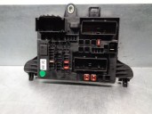 Recambio de caja reles / fusibles para opel insignia berlina 2.0 cdti cat referencia OEM IAM 13277317 
