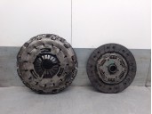 Replacement clutch kit for BMW X3 (E83) 2.0 SD OEM IAM reference 124041310 324051610 LUK