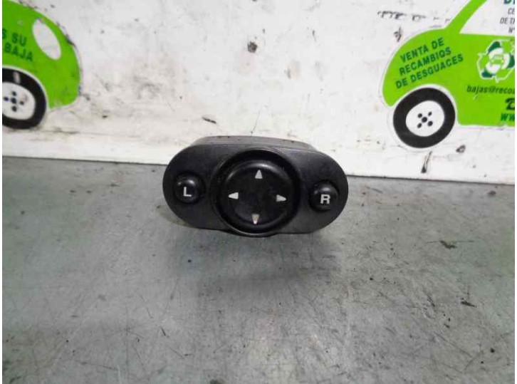 Replacement mirror control switch for Chrysler PT Cruiser (PT) 1.6 16V CAT OEM IAM reference 04608505AD 