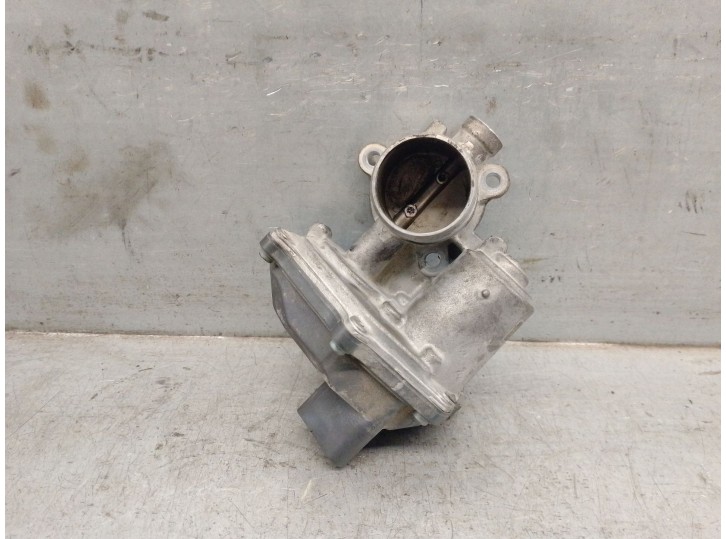 Recambio de caja mariposa para skoda superb iii (3v3) 2.0 tdi referencia OEM IAM 04L131501M 04L131501M 