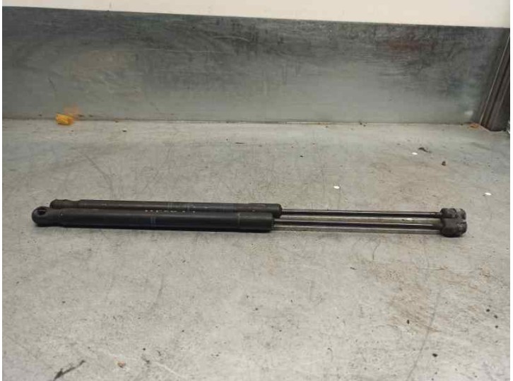 Recambio de amortiguadores maletero / porton para opel astra h caravan 1.9 cdti referencia OEM IAM 13122695 
