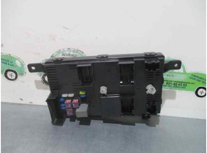 Relay / fuse box replacement part for Kia Carnival 2.9 CRDi Cat OEM IAM reference 919584D0800H FC14095624 