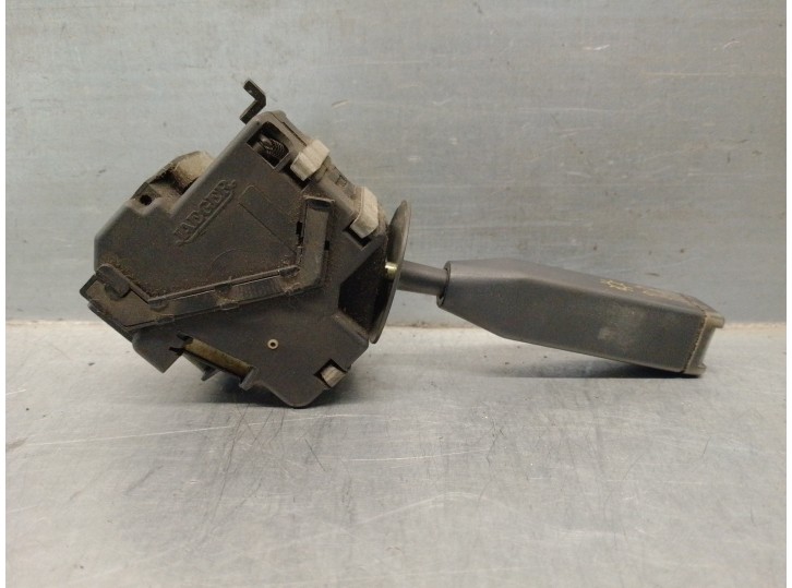 Recambio de mando luces para renault 19 (1989...) 1.7 referencia OEM IAM 7700766407 JAEGER