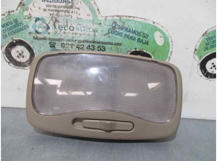Replacement interior light for Kia Carnival 2.9 CRDi CAT OEM IAM reference 926204D000 