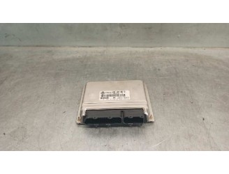 Recambio de centralita motor uce para audi a4 berlina (b5) 1.8 20v referencia OEM IAM 8D0907557S 0261204182 BOSCH
