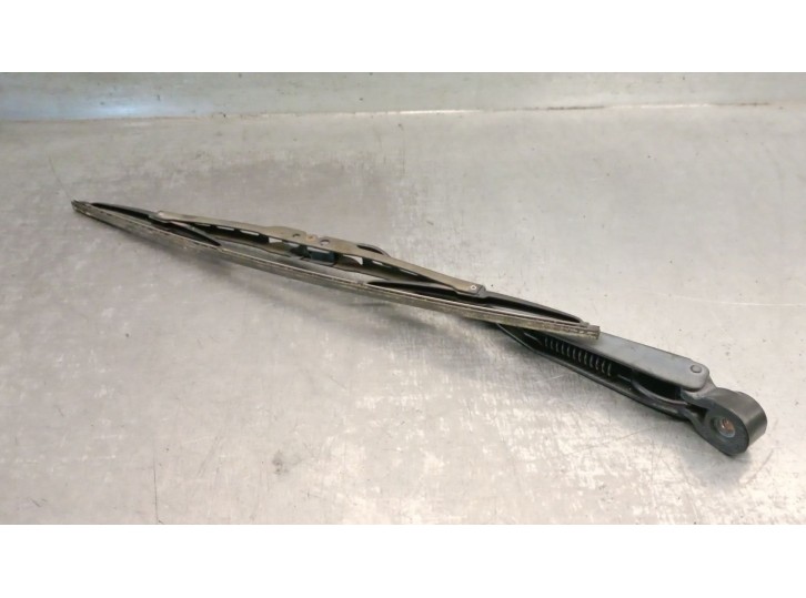 Replacement rear wiper arm for Chrysler PT Cruiser (PT_) 2.2 CRD OEM IAM reference 5101911AA 5101911AA 