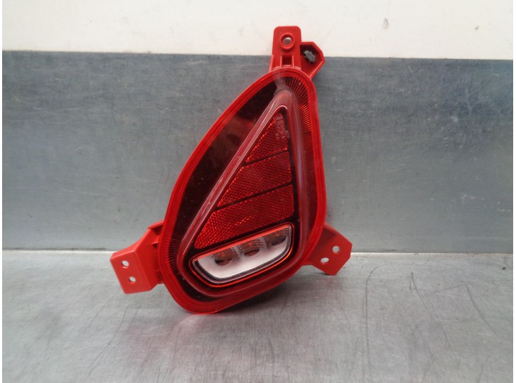 Recambio de faro antiniebla trasero izquierdo para kia xceed 1.4 tgdi cat referencia OEM IAM 92405J7300  