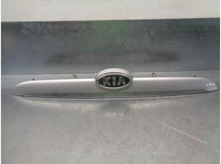Recambio de maneta exterior porton para kia cerato 1.6 cat referencia OEM IAM 817202F200 