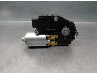 Recambio de motor techo electrico para kia xceed 1.4 tgdi cat referencia OEM IAM 81680J7900 K8110J7000 