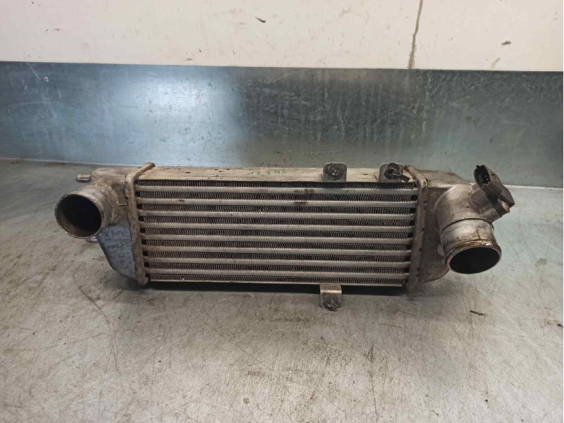 Recambio de intercooler para hyundai i30 style referencia OEM IAM 282712A610  6714315 MODINE