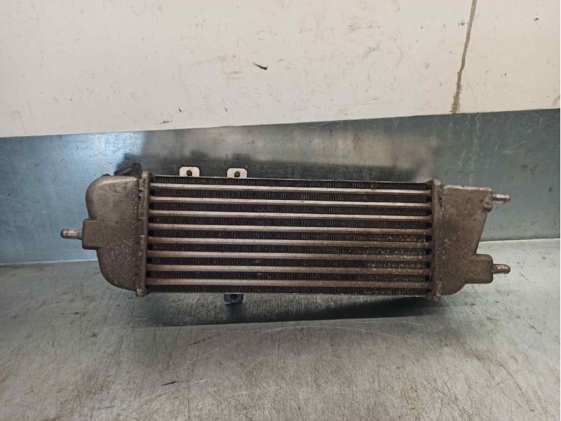 Recambio de intercooler para hyundai i30 style referencia OEM IAM 282712A610  6714315 MODINE