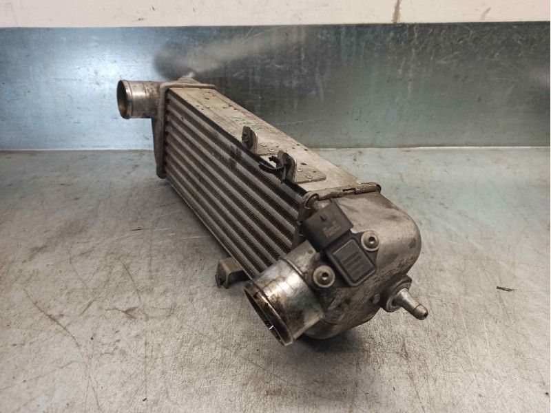 Recambio de intercooler para hyundai i30 style referencia OEM IAM 282712A610  6714315 MODINE