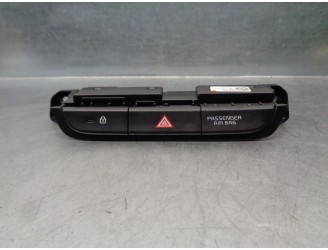 Recambio de warning para kia xceed 1.4 tgdi cat referencia OEM IAM 93600J7000 