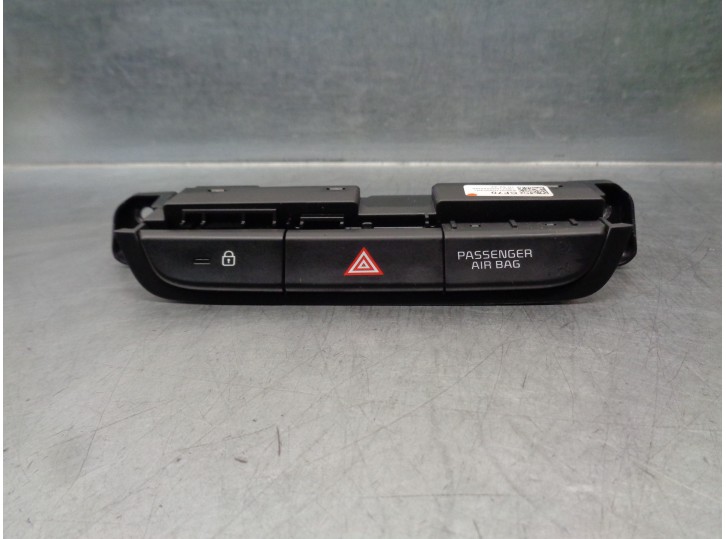 Recambio de warning para kia xceed 1.4 tgdi cat referencia OEM IAM 93600J7000 