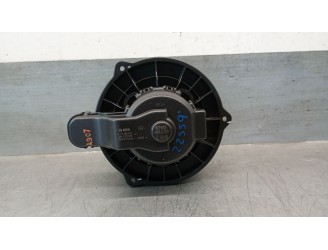 Recambio de motor calefaccion para kia rio iv (yb, sc, fb) 1.2 cvvt referencia OEM IAM 97113H8000 97113H8000 F00S3B2570 BOSCH