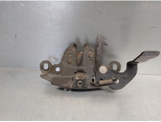 Replacement hood latch for Nissan Pick-Up (D22) 2.5 16V Turbodiesel CAT OEM IAM reference 65601VK400 