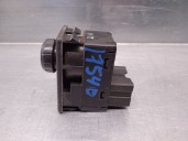 Replacement mirror control for Nissan Pick-Up (D22) 2.5 16v turbodiesel cat OEM IAM reference 25570BM400 