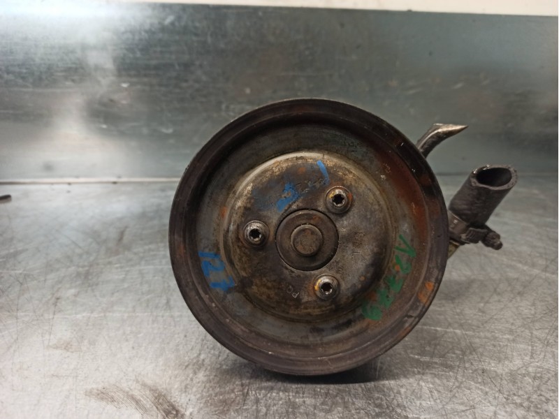 Recambio de bomba servodireccion para mg serie 200 (rf) 2.0 turbodiesel referencia OEM IAM QVB100670  