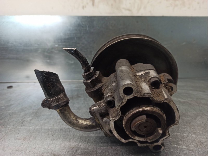 Recambio de bomba servodireccion para mg serie 200 (rf) 2.0 turbodiesel referencia OEM IAM QVB100670  
