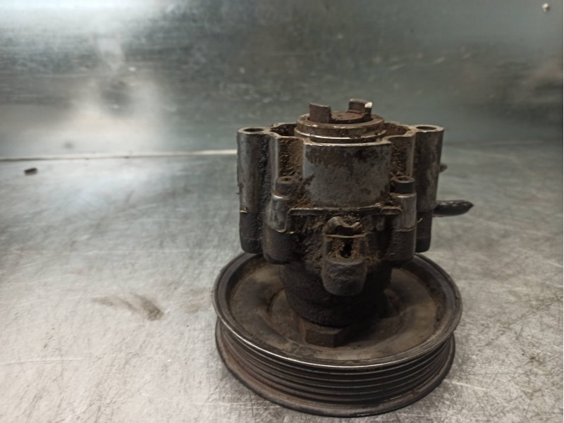 Recambio de bomba servodireccion para mg serie 200 (rf) 2.0 turbodiesel referencia OEM IAM QVB100670  