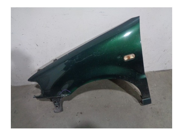 Recambio de aleta delantera izquierda para volkswagen polo berlina (6n1) 1.4 referencia OEM IAM 6N0821021 VERDE 