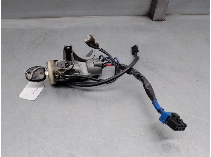 Recambio de conmutador de arranque para kia joice 2.0 cat referencia OEM IAM 81900M3F00  