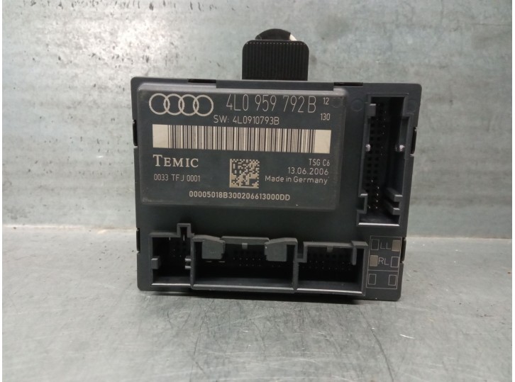 Replacement central locking unit for Audi Q7 (4LB) 3.0 TDI quattro OEM IAM reference 4L0959792B 0033TFJ0001