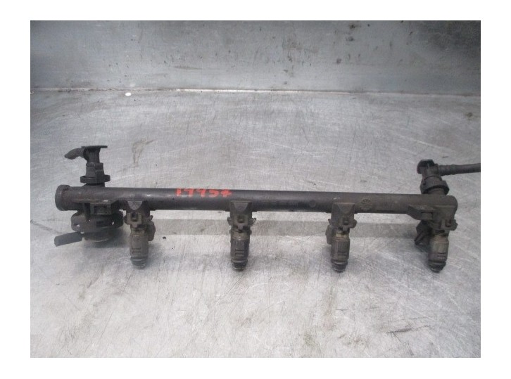 Recambio de rampa inyectora para renault megane i scenic (ja0) 1.6 referencia OEM IAM 7700106024  